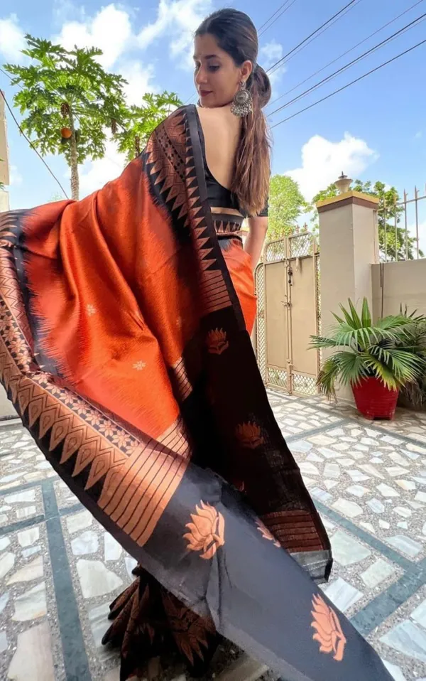 Woven_Kanjivaram_Jacquard_Banarasi_Silk_Saree