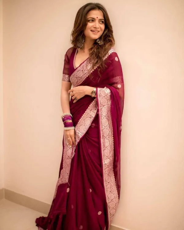 Woven_Kanjivaram_Jacquard_Banarasi_Silk_Saree