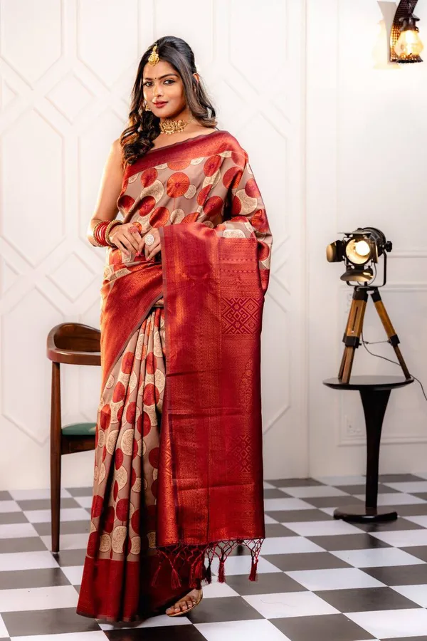 Woven_Kanjivaram_Jacquard_Banarasi_Silk_Saree