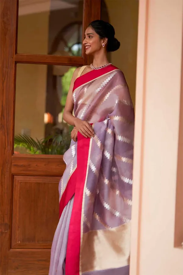 Woven_Kanjivaram_Jacquard_Banarasi_Silk_Saree