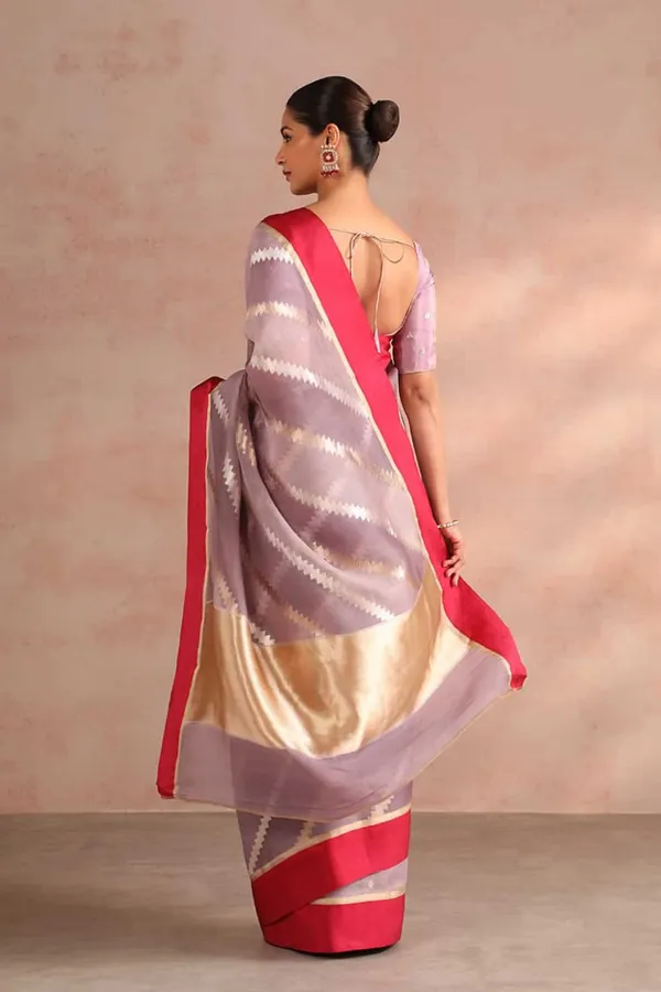 Woven_Kanjivaram_Jacquard_Banarasi_Silk_Saree