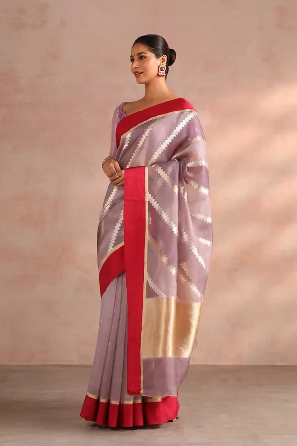 Woven_Kanjivaram_Jacquard_Banarasi_Silk_Saree