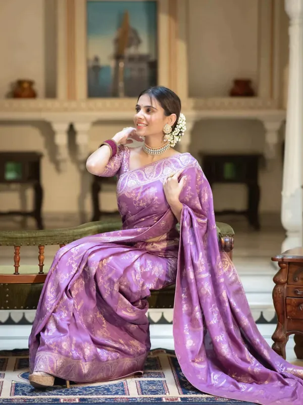 Woven_Kanjivaram_Jacquard_Banarasi_Silk_Saree
