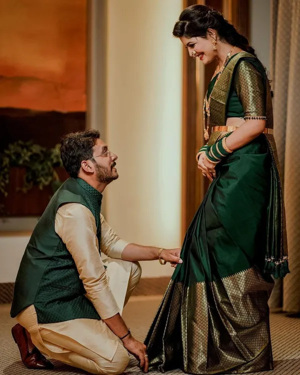 Woven_Kanjivaram_Jacquard_Banarasi_Silk_Saree
