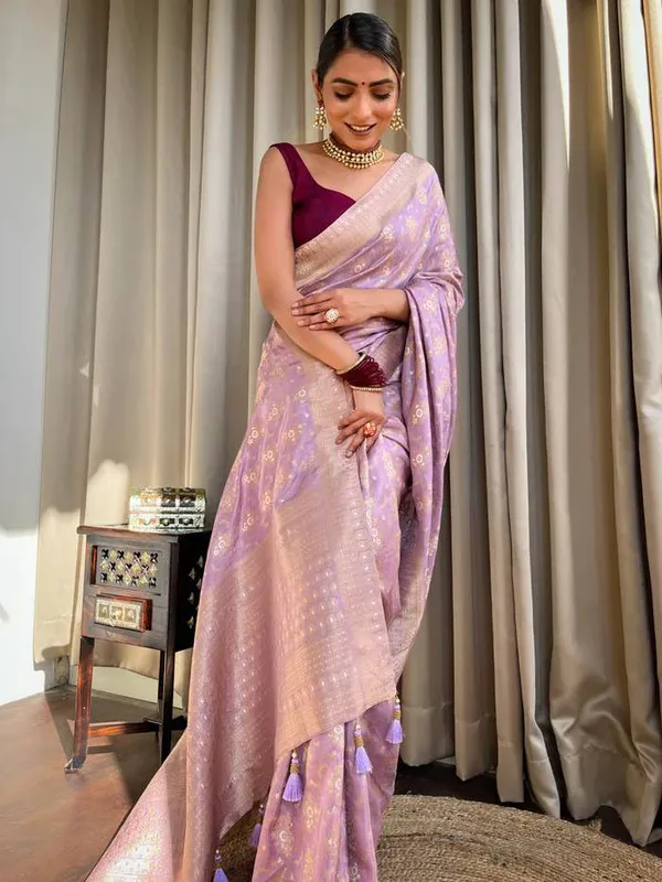 Woven_Kanjivaram_Jacquard_Banarasi_Silk_Saree