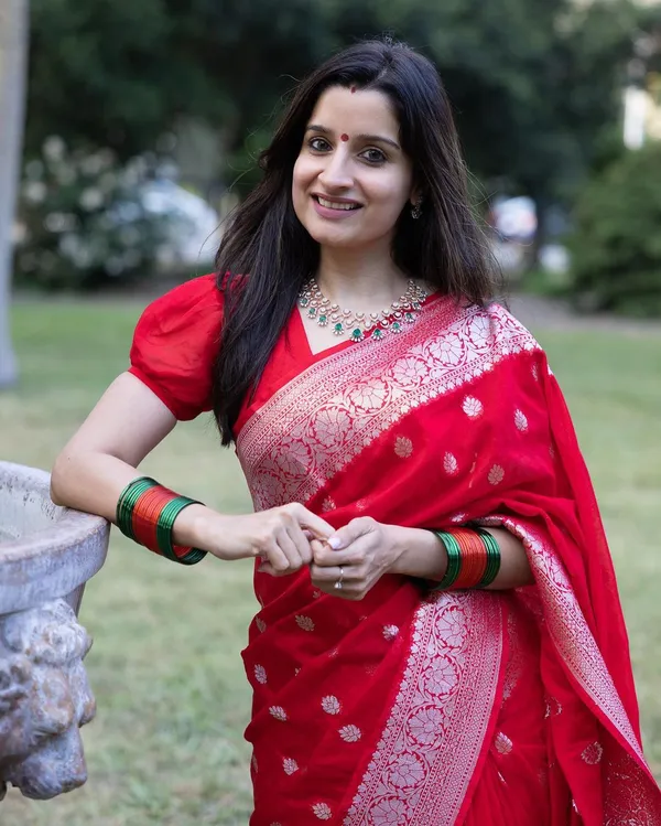 Woven_Kanjivaram_Jacquard_Banarasi_Silk_Saree