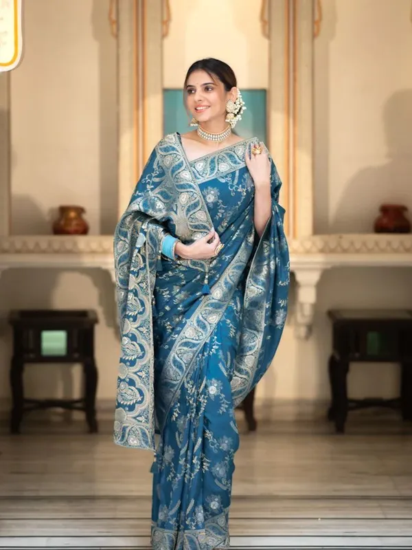 Woven_Kanjivaram_Jacquard_Banarasi_Silk_Saree
