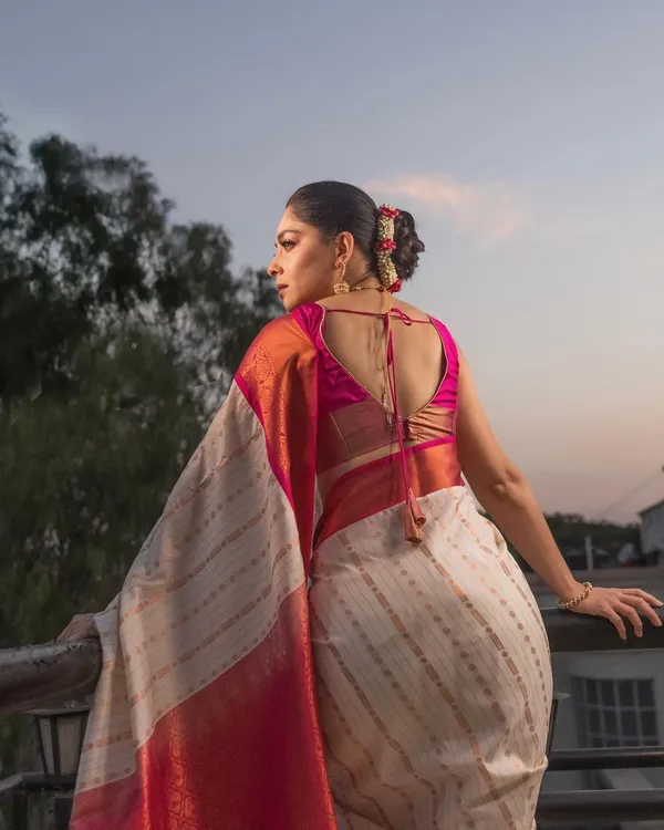 Woven_Kanjivaram_Jacquard_Banarasi_Silk_Saree