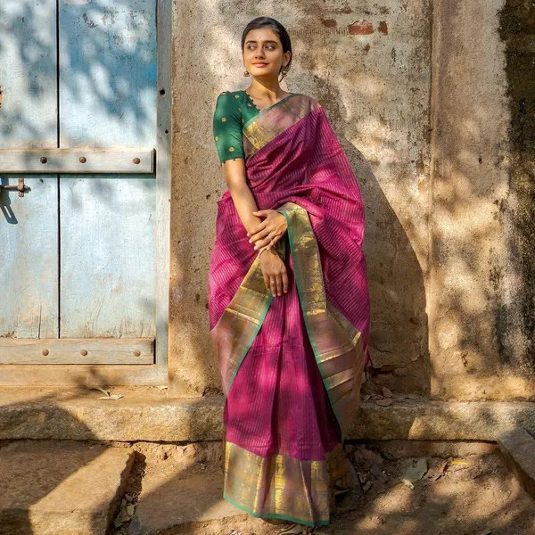 Woven_Kanjivaram_Jacquard_Banarasi_Silk_Saree