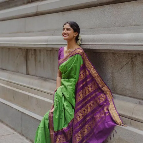 Woven_Kanjivaram_Jacquard_Banarasi_Silk_Saree