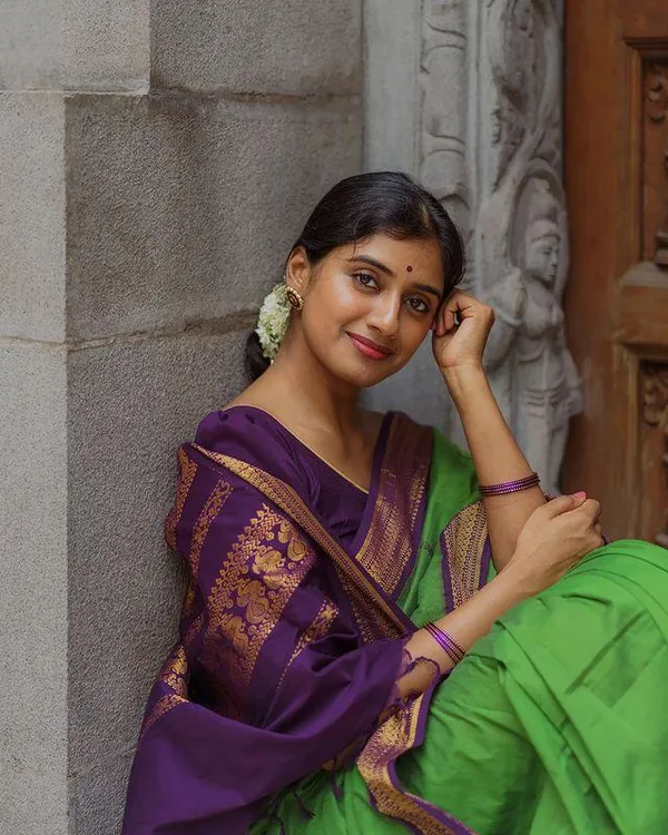 Woven_Kanjivaram_Jacquard_Banarasi_Silk_Saree