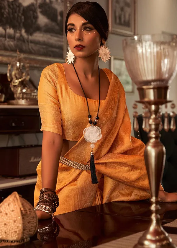 Woven_Kanjivaram_Jacquard_Banarasi_Silk_Saree