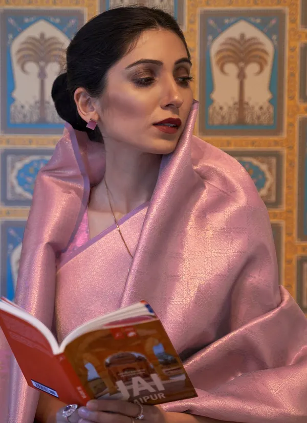 Woven_Kanjivaram_Jacquard_Banarasi_Silk_Saree