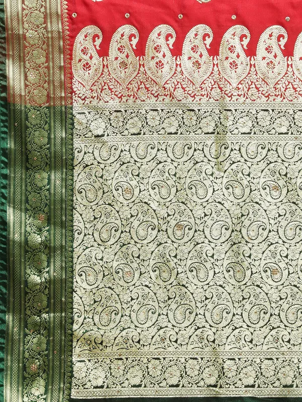 Woven_Kanjivaram_Jacquard_Banarasi_Silk_Saree