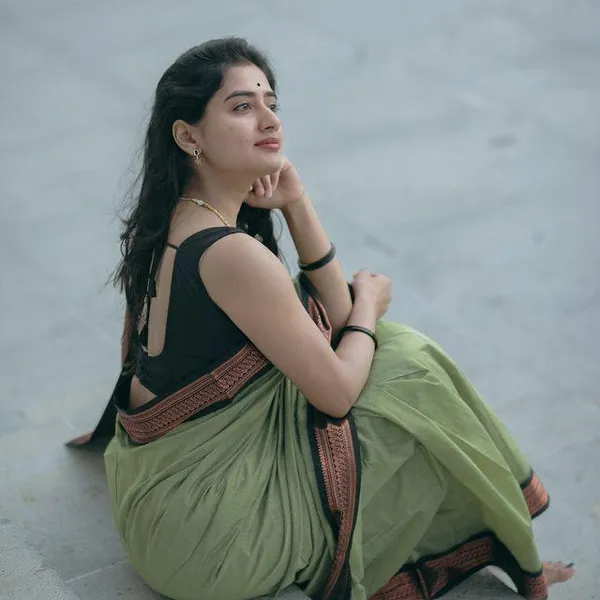 Woven_Kanjivaram_Jacquard_Banarasi_Silk_Saree