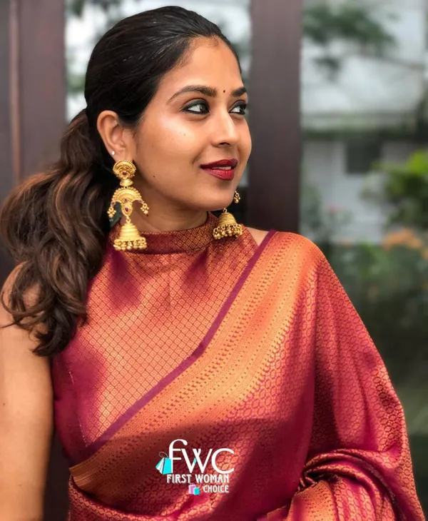 Woven_Kanjivaram_Jacquard_Banarasi_Silk_Saree