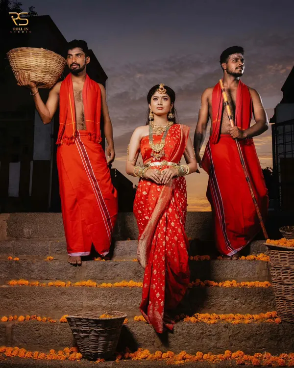 Woven_Kanjivaram_Jacquard_Banarasi_Silk_Saree