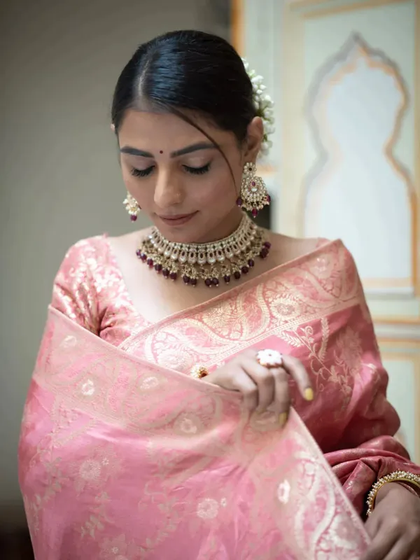 Woven_Kanjivaram_Jacquard_Banarasi_Silk_Saree