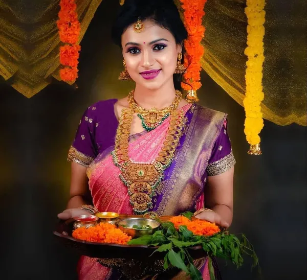Woven_Kanjivaram_Jacquard_Banarasi_Silk_Saree
