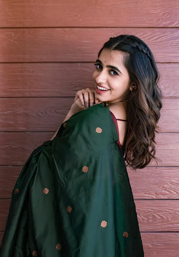 Woven_Kanjivaram_Jacquard_Banarasi_Silk_Saree