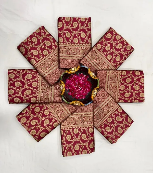 Woven_Kanjivaram_Jacquard_Banarasi_Silk_Saree