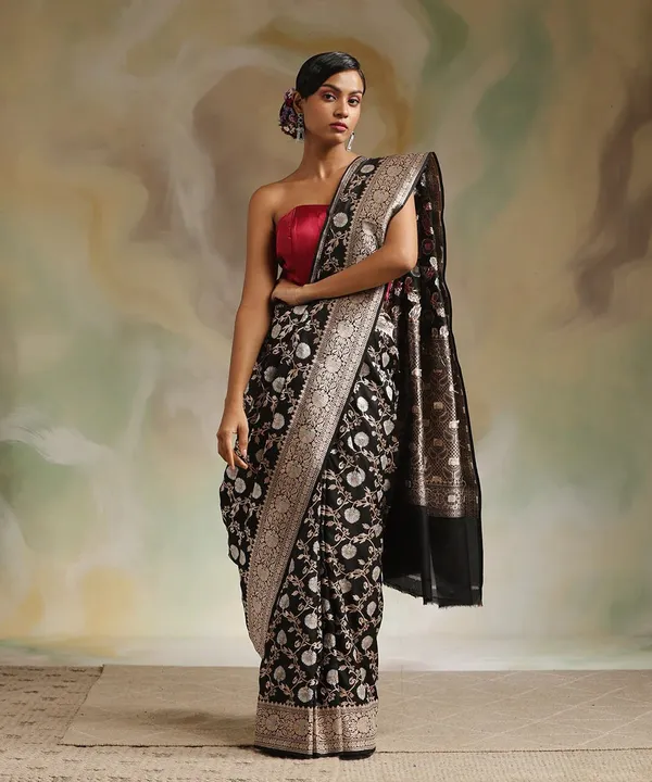Woven_Kanjivaram_Jacquard_Banarasi_Silk_Saree
