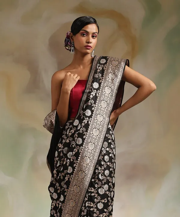 Woven_Kanjivaram_Jacquard_Banarasi_Silk_Saree
