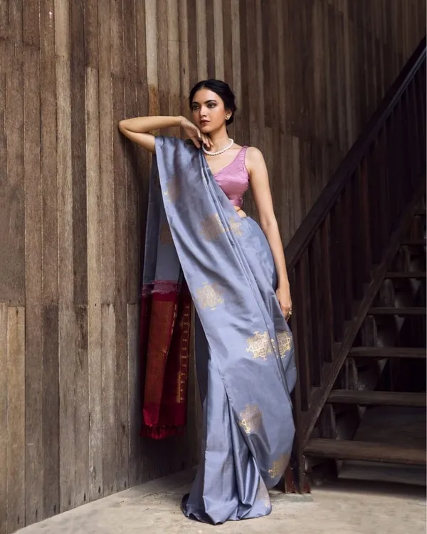 Woven_Kanjivaram_Jacquard_Banarasi_Silk_Saree