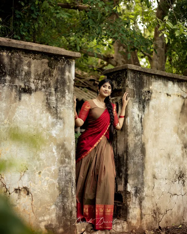 Kanjiveram_Silk_Zari_Lehenga_With_Blouse_Along_With_Banarsi_Silk_Dupatta