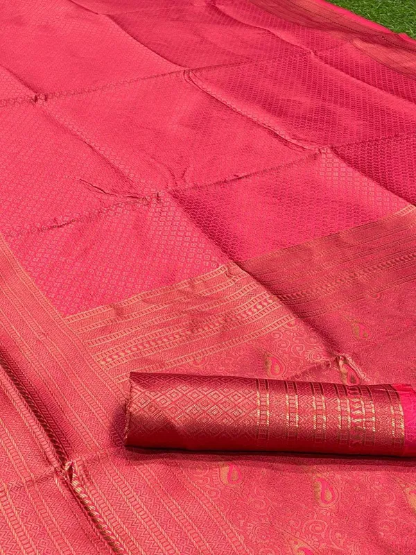 Woven_Kanjivaram_Jacquard_Banarasi_Silk_Saree