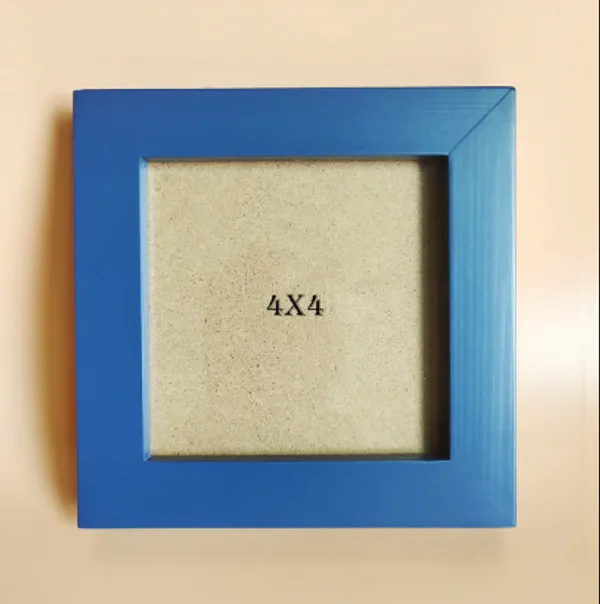 Pack_of_2_-_White,_Black,_Blue_&_Red_4x4_Photo_Frames