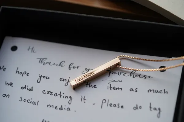 Customized_Rose_Gold_Cuboid_Name_Pendant_Necklace
