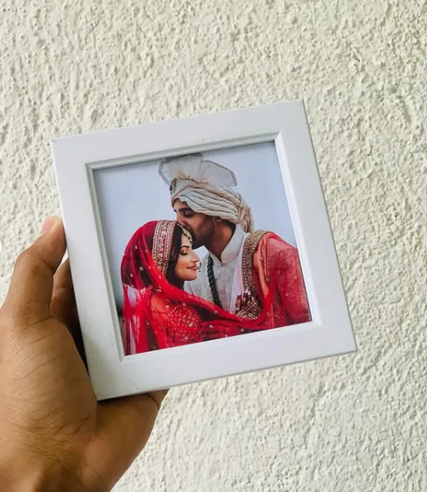 Customized_mini_frame_4x4_inches_Pack_of_2