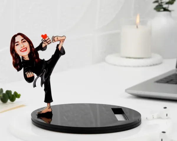 Karate_Champ_Personalized_Mobile_Stand_Caricature