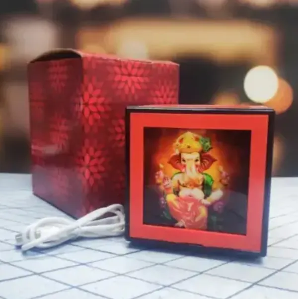 Mantra_Box_with_Illuminating_Light_Feature
