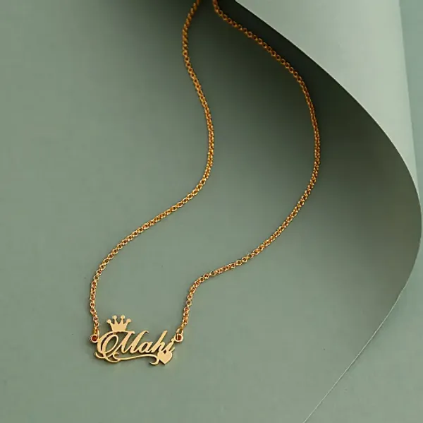 Personalized_Heart_Necklace_with_Crown_&_Underlined_Name_Design