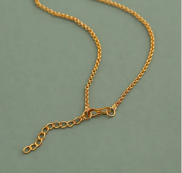 Personalized_Heart_Necklace_with_Crown_&_Underlined_Name_Design
