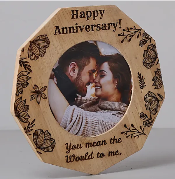 Romantic_Wooden_Anniversary_Photo_Frame_with_Personalization