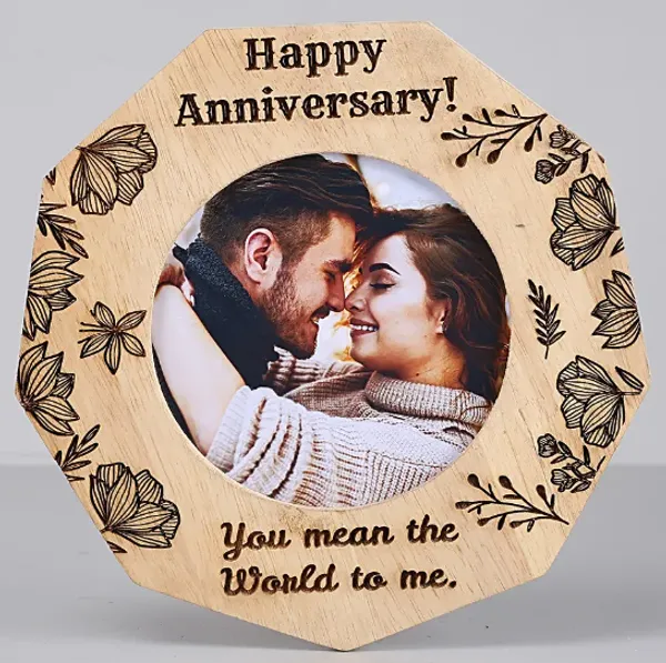 Romantic_Wooden_Anniversary_Photo_Frame_with_Personalization