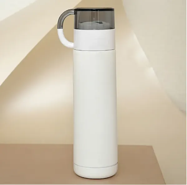 Durable_&_Stylish_Personalized_Thermosteel_Cup_Flask