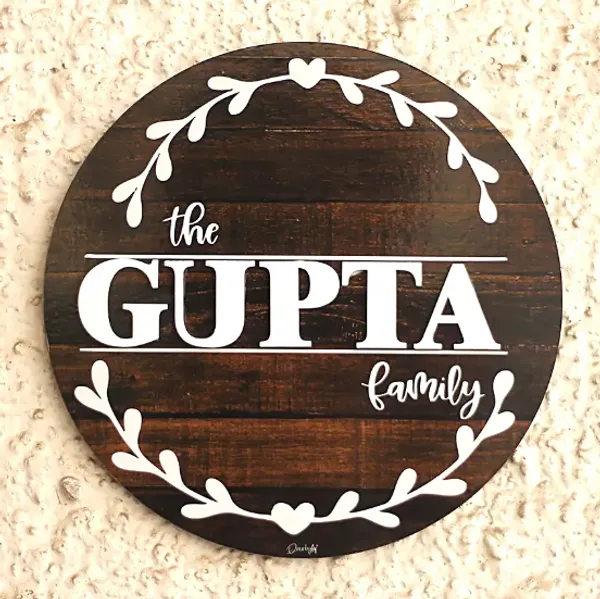 Welcome_Home_Personalized_Round_Nameplate