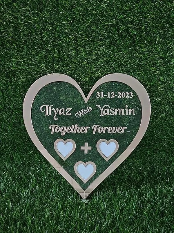 Transparent_&_Golden_Heart-Shaped_Thumbprint_Frame