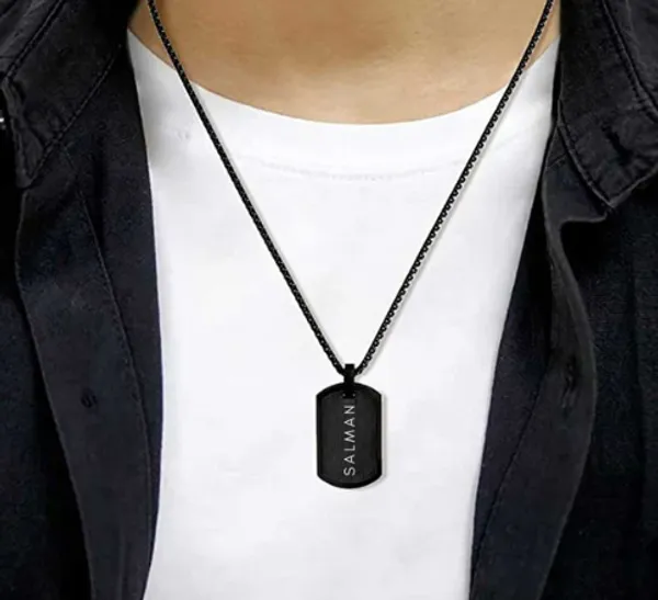 Black_and_Silver_Marked_Locket_Necklace