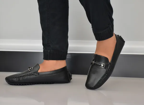 Black_Artificial_Leather_Loafers_For_Men