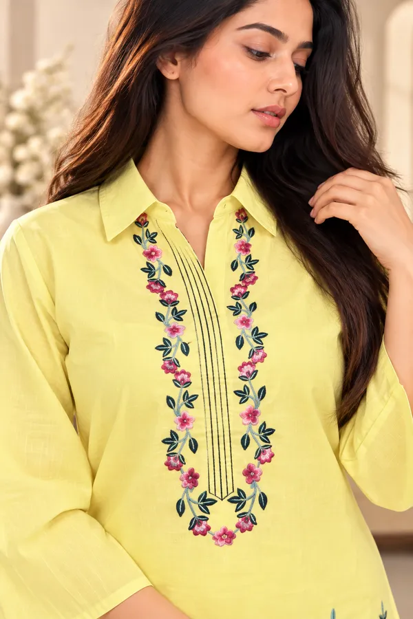Yellow_Cotton_Bell_Sleeve_Kurta_Pant_Set_For_Women