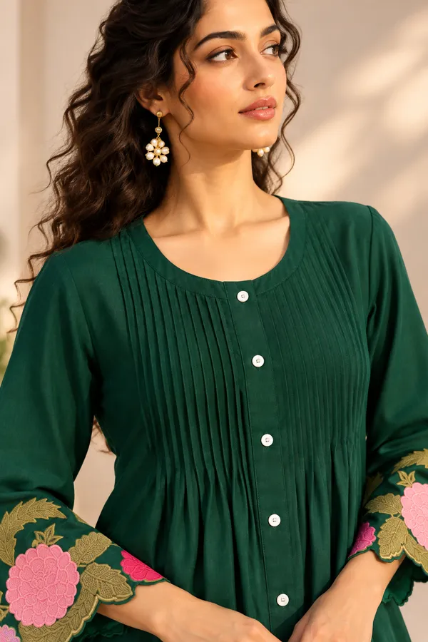 Dark_Green_Cotton_Kurta_Pant_Set_For_Women