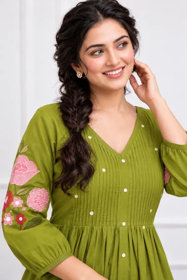 Green_Cotton_Kurta_Pant_Set_For_Women