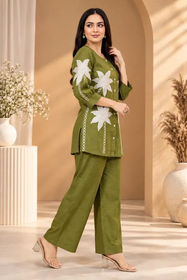 Olive_Green_Cotton_Full_Sleeve_Kurta_Pant_Set_For_Women