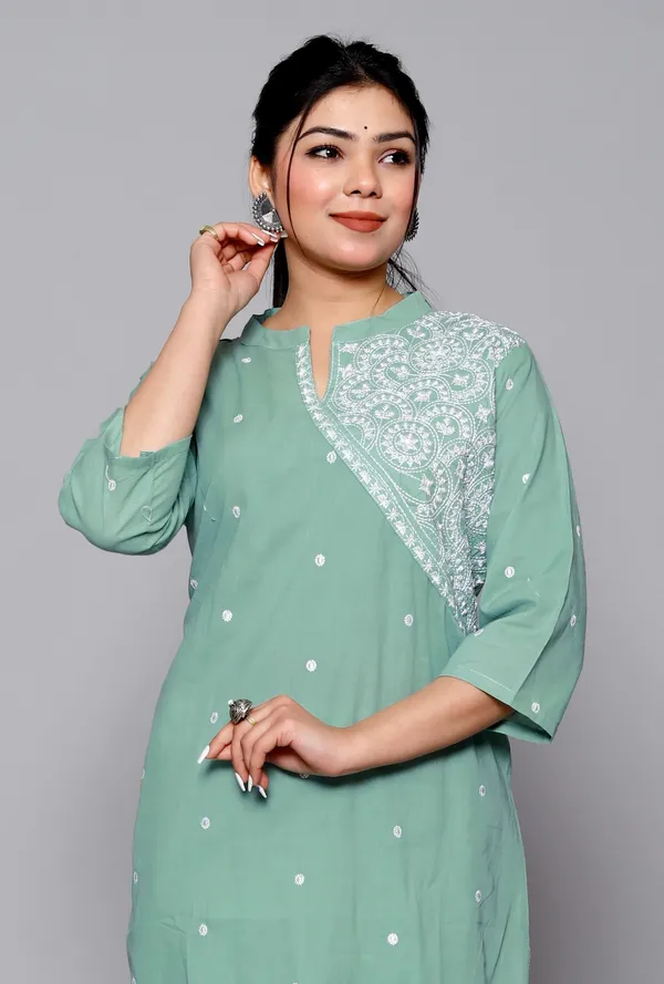 Green_Cotton_Blend_Regular_Kurta_|_Push_Premium_For_Women