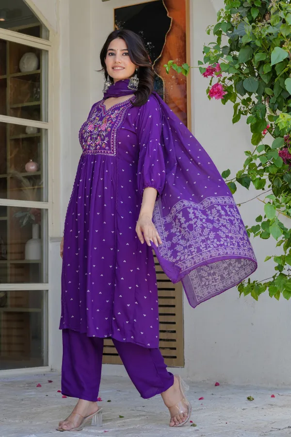 Embroidery_Kurta_Pant_Dupatta_Set_for_women